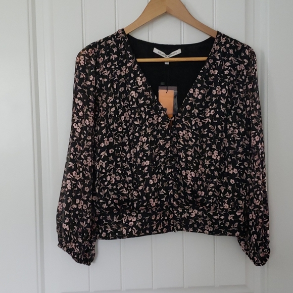 Collective Concepts Tops - NWT Collective Concepts Women's Blouse